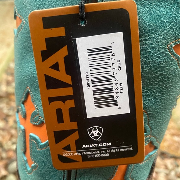 Kids Ariat Boots size 9 - Picture 7 of 7